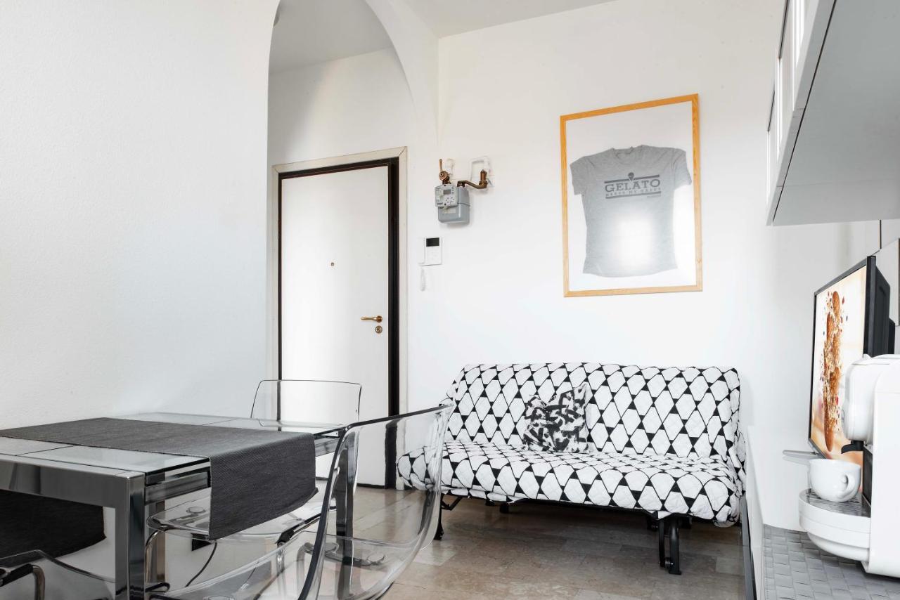 Luvi - Alzaia Naviglio Pavese Apartamento Milão Exterior foto